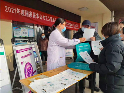 岱廟街道社區(qū)衛(wèi)生服務中心開展“年終健康大盤點”健康咨詢服務活動